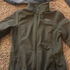 Size L Columbia jacket